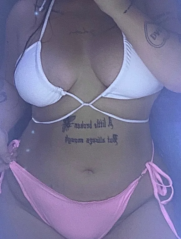 Your fave girl next door – dansk OnlyFans-skaber